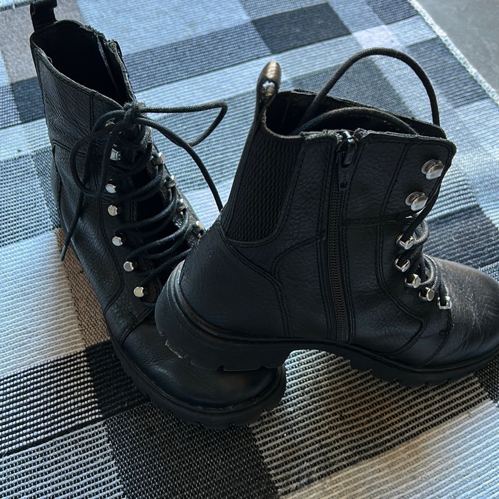 B.O.C. Booties awesome condition